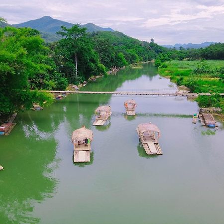 Thai House Pu Luong - Century Old Stilt House With Terrace Views Huong Ba Thuoc Exterior foto