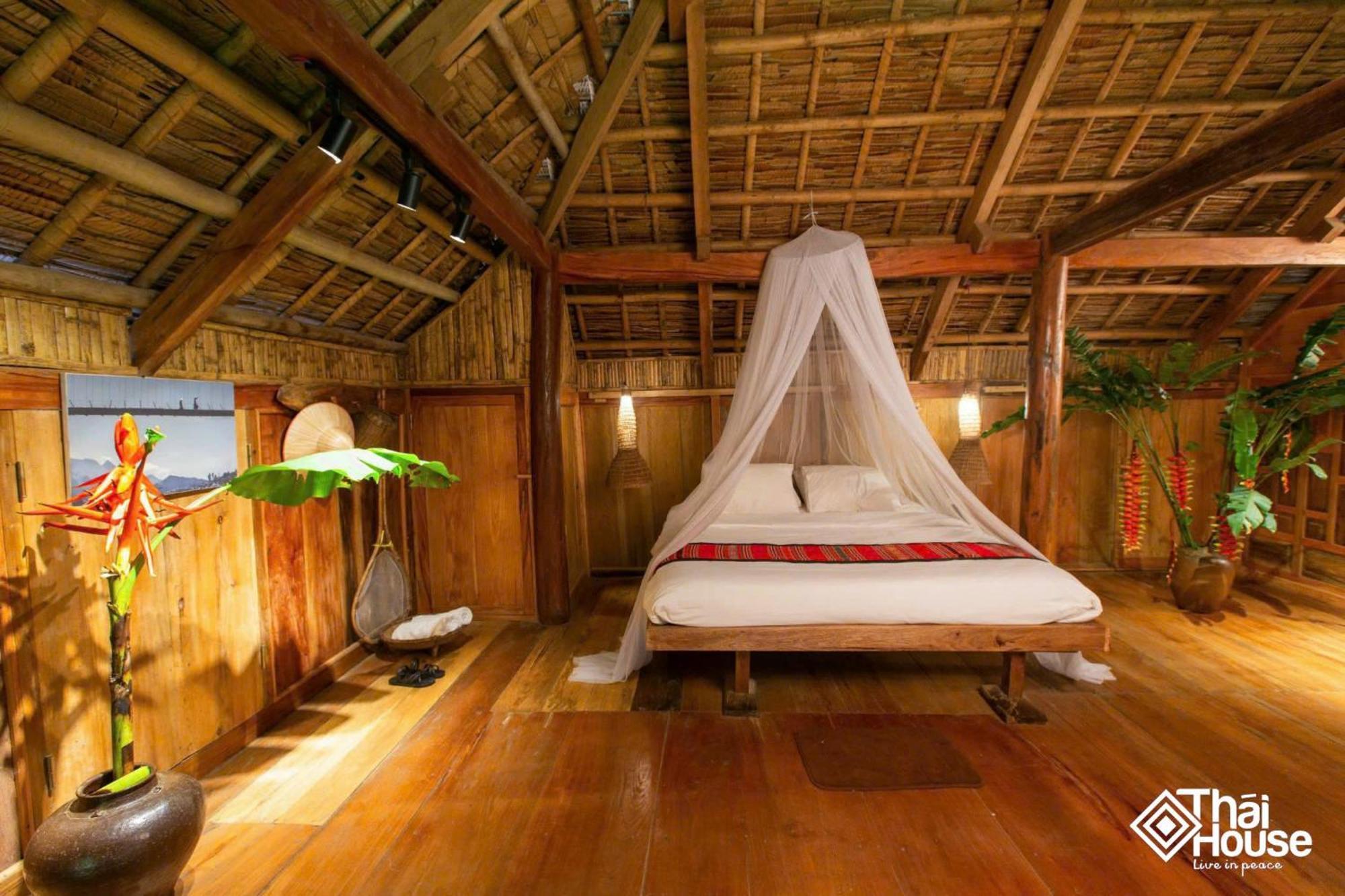 Thai House Pu Luong - Century Old Stilt House With Terrace Views Huong Ba Thuoc Exterior foto